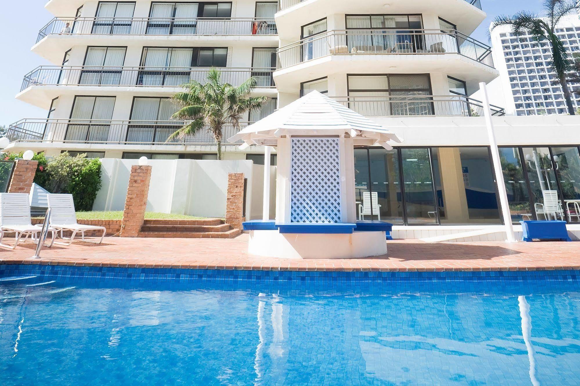 Aparthotel Breakfree Imperial Surf